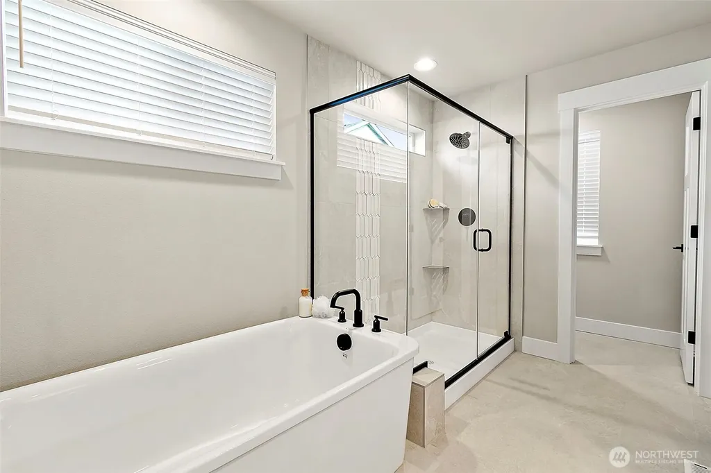 15715 SE 257th Place Covington WA 98042
