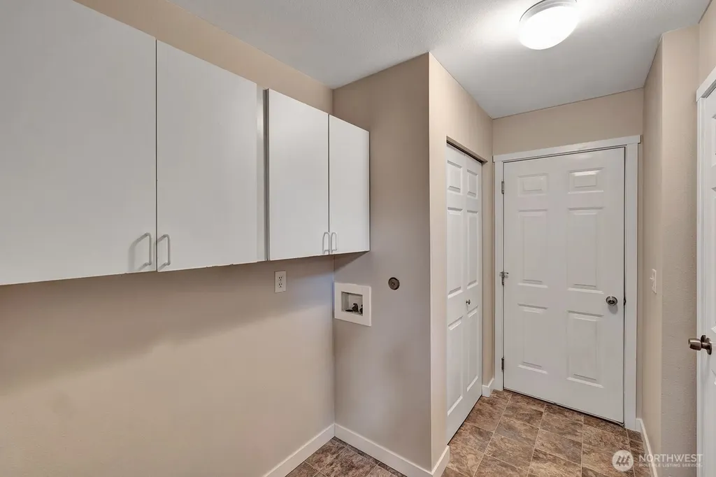 8115 109th Street E Puyallup WA 98373