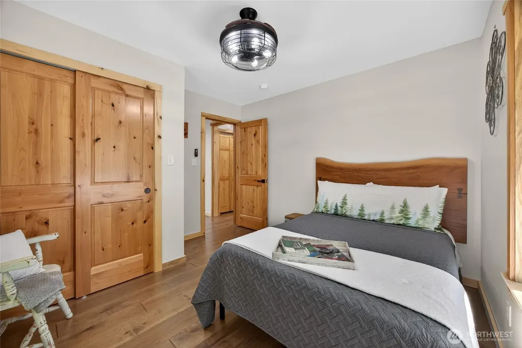281 Cannon Road Packwood WA 98361