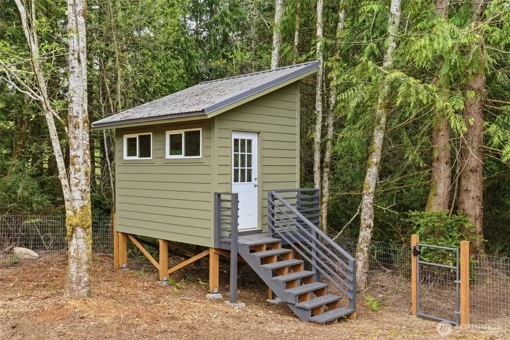 14720 NW Arabian Way Seabeck WA 98380
