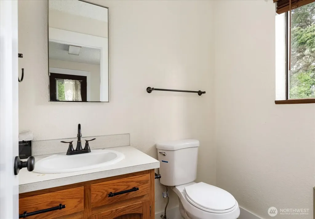 2190 Norcliffe Way Oak Harbor WA 98277