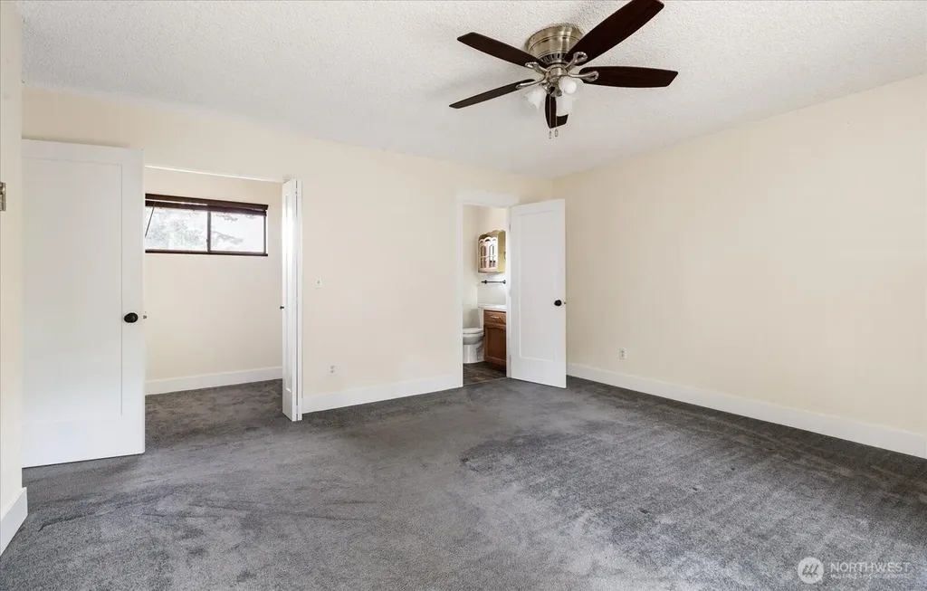2190 Norcliffe Way Oak Harbor WA 98277