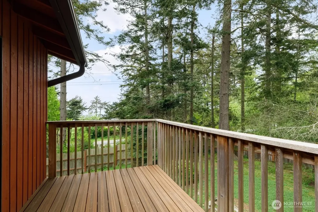 2190 Norcliffe Way Oak Harbor WA 98277