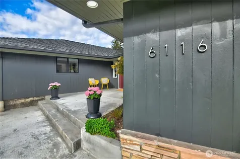6116 Oakhurst Rd S Seattle WA 98118