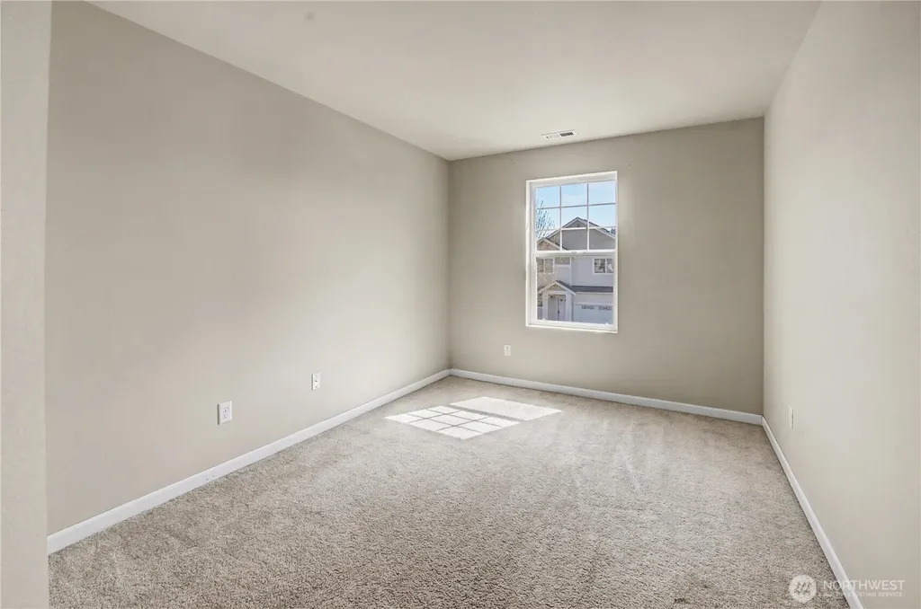 2413 165th Street E Tacoma WA 98445