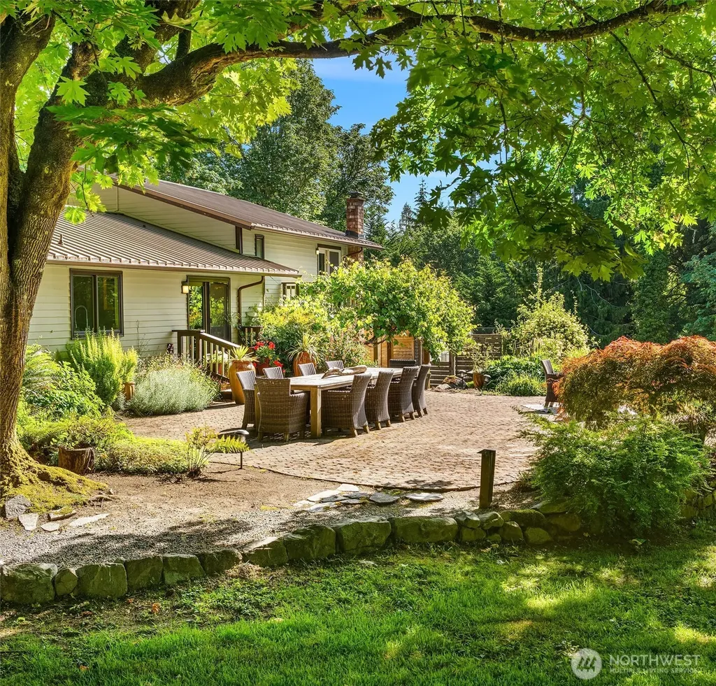 10801 SW 238th Street Vashon WA 98070