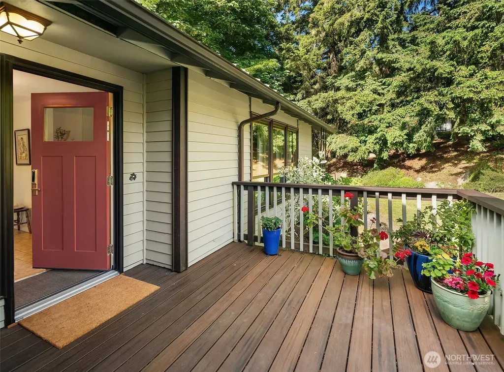 10801 SW 238th Street Vashon WA 98070
