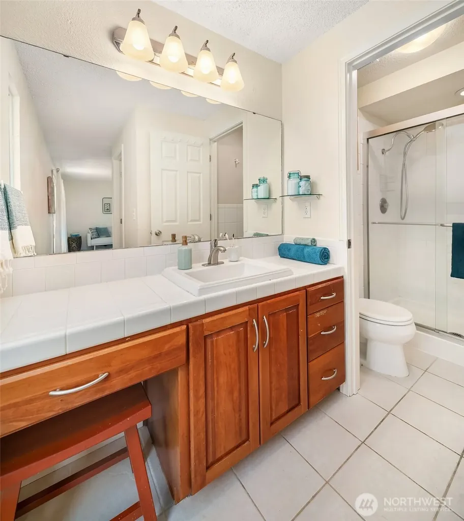 10801 SW 238th Street Vashon WA 98070