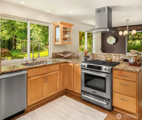 10801 SW 238th Street Vashon WA 98070