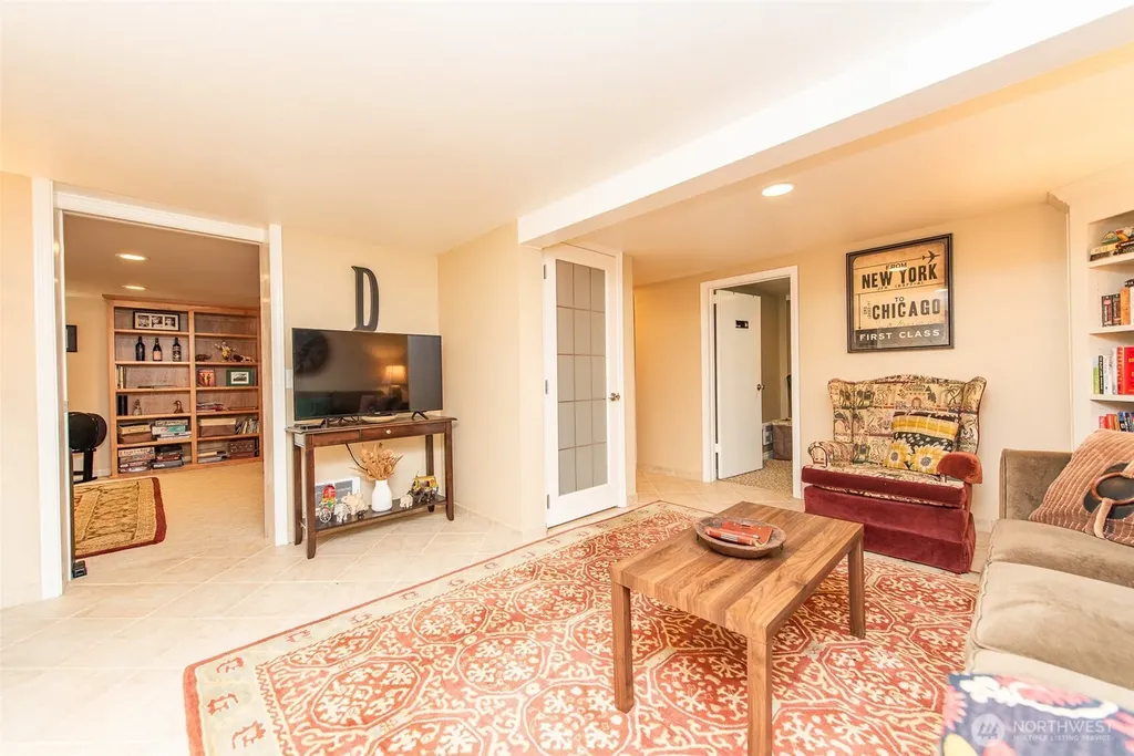 1544 Mount Pleasant Road Port Angeles WA 98362