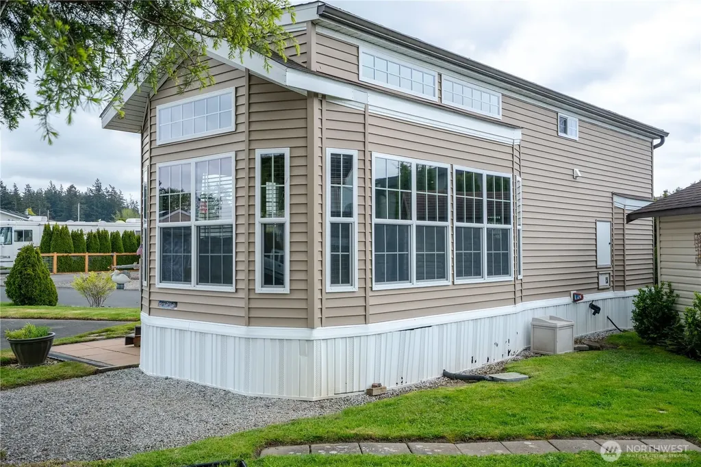 4751 Birch Bay Lynden Road Blaine WA 98230