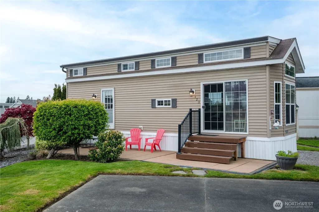 4751 Birch Bay Lynden Road Blaine WA 98230