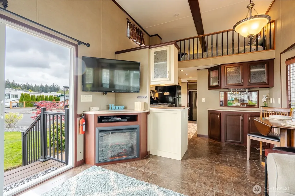 4751 Birch Bay Lynden Road Blaine WA 98230