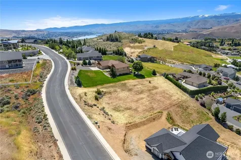 443 W Rolling Hills Lane Wenatchee WA 98801