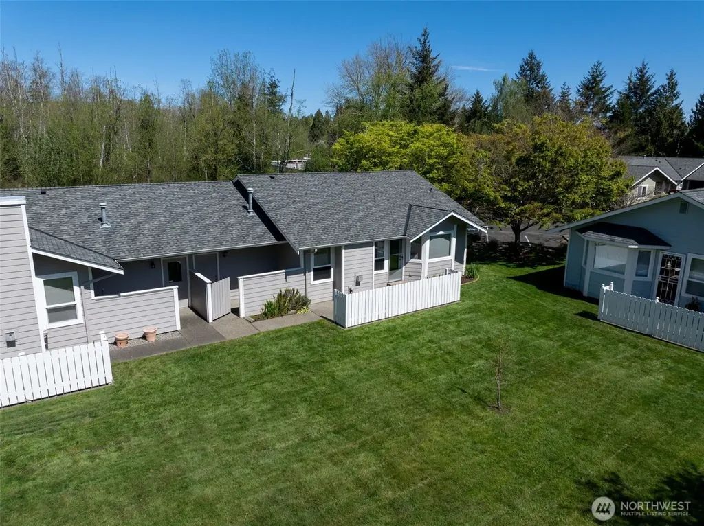 902 NW Leisure Lane Bremerton WA 98311