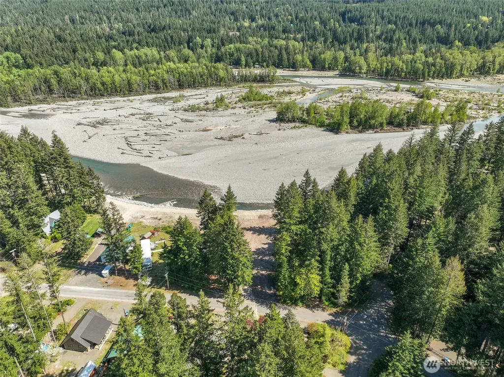 103 Maple Place Packwood WA 98361