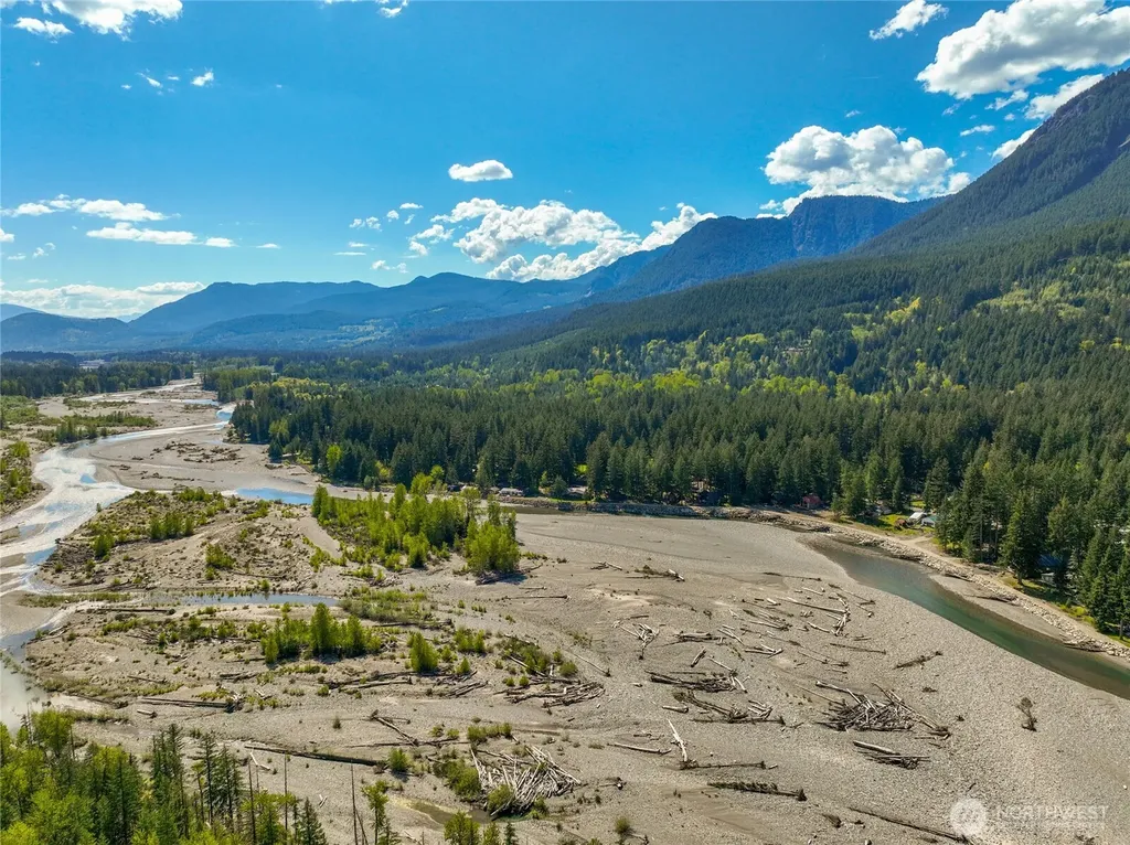 103 Maple Place Packwood WA 98361