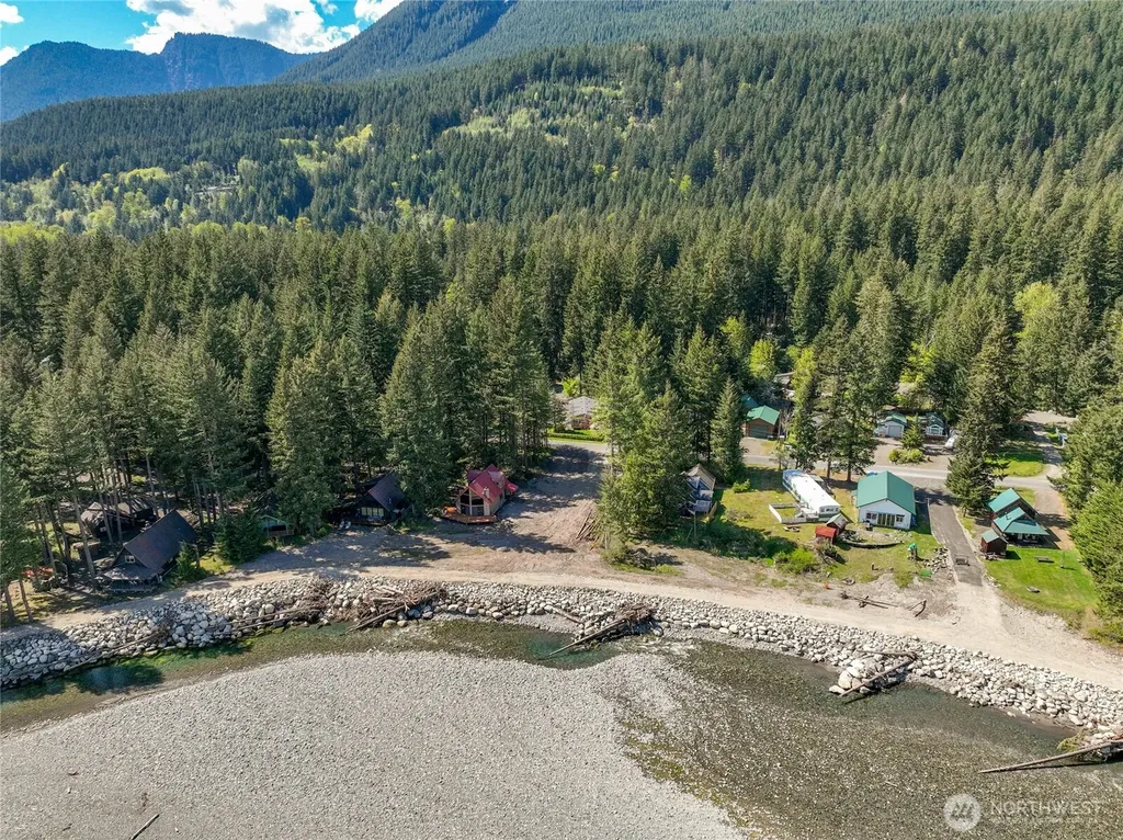 103 Maple Place Packwood WA 98361