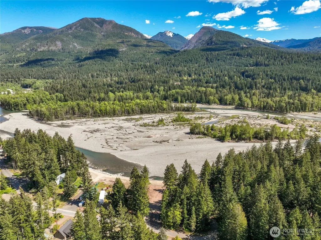 103 Maple Place Packwood WA 98361