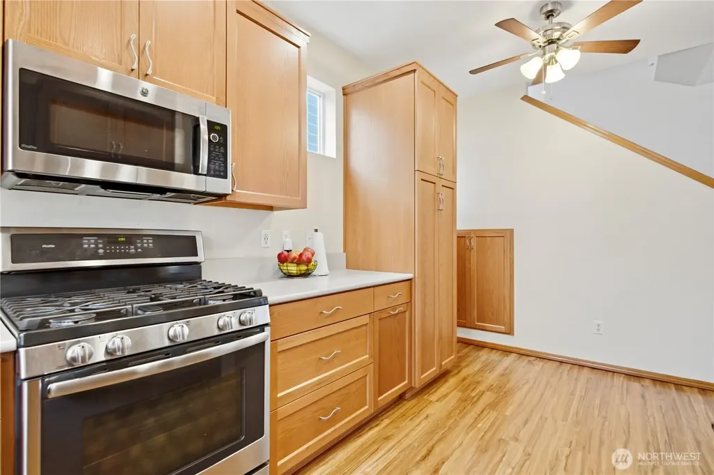 24713 233rd Place SE Maple Valley WA 98038