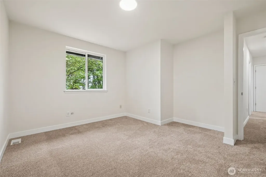 35230 56th Avenue S Auburn WA 98001