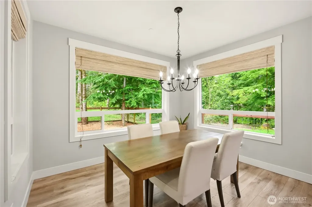 29615 SE 361st Place Enumclaw WA 98022