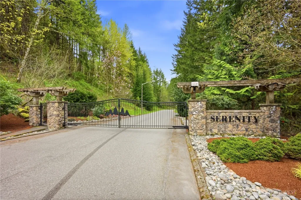 29615 SE 361st Place Enumclaw WA 98022