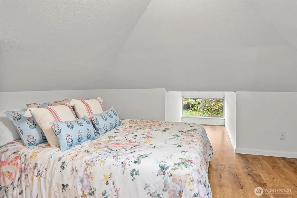809 Sumner Avenue Sumner WA 98390