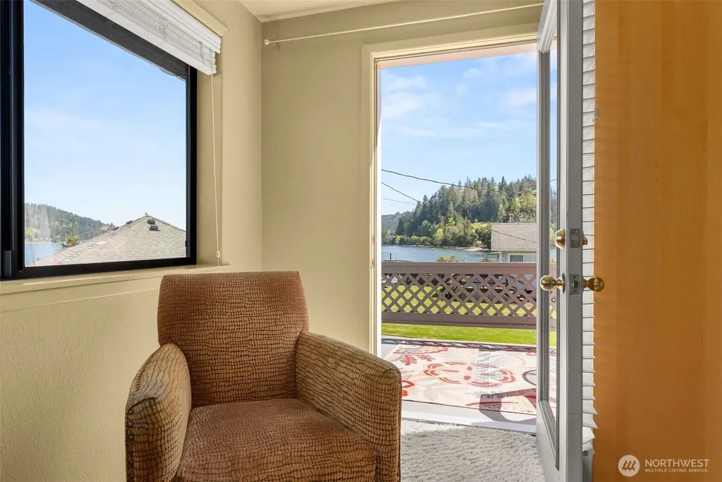 8331 E State Route 106 Union WA 98592