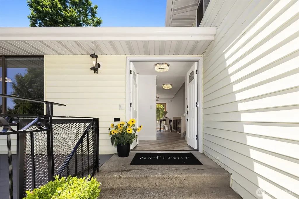 20027 106th Avenue NE Bothell WA 98011