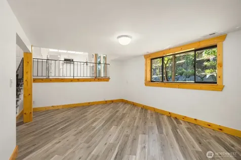 20027 106th Avenue NE Bothell WA 98011
