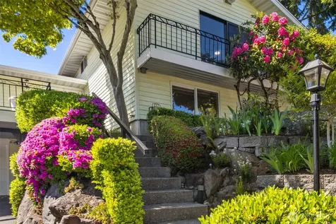 20027 106th Avenue NE Bothell WA 98011