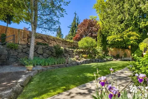 20027 106th Avenue NE Bothell WA 98011