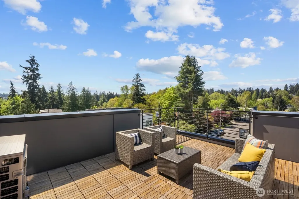 12000 31st Avenue NE Seattle WA 98125