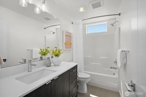 12000 31st Avenue NE Seattle WA 98125