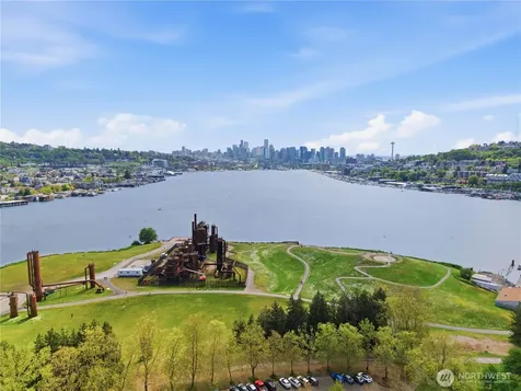 3333 Wallingford Avenue N Seattle WA 98103