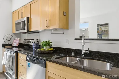 3333 Wallingford Avenue N Seattle WA 98103
