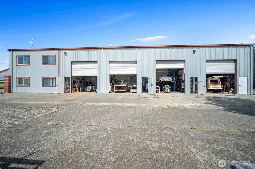 8510 Guide Meridian Road Lynden WA 98264