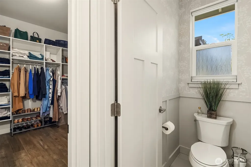 5672 Garibaldi Way Blaine WA 98230