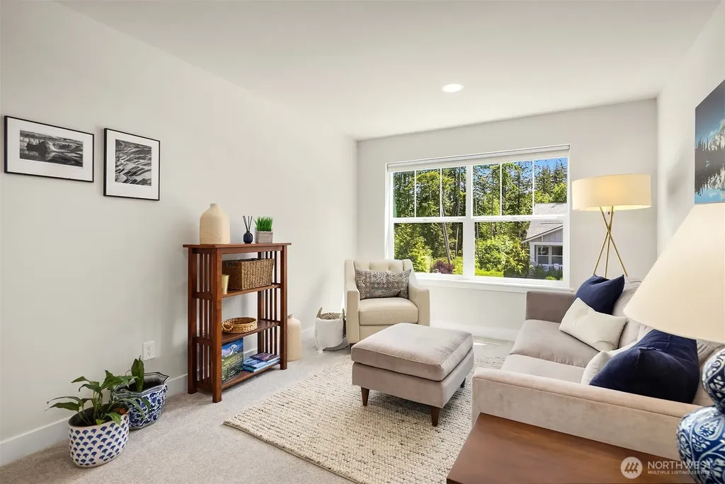 5672 Garibaldi Way Blaine WA 98230
