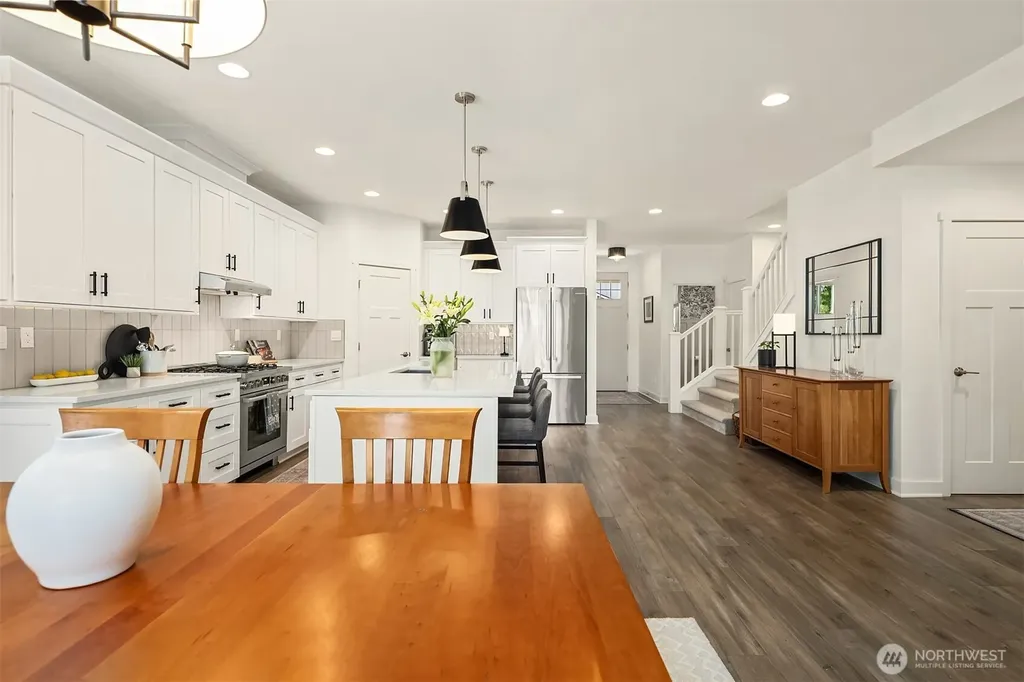 5672 Garibaldi Way Blaine WA 98230