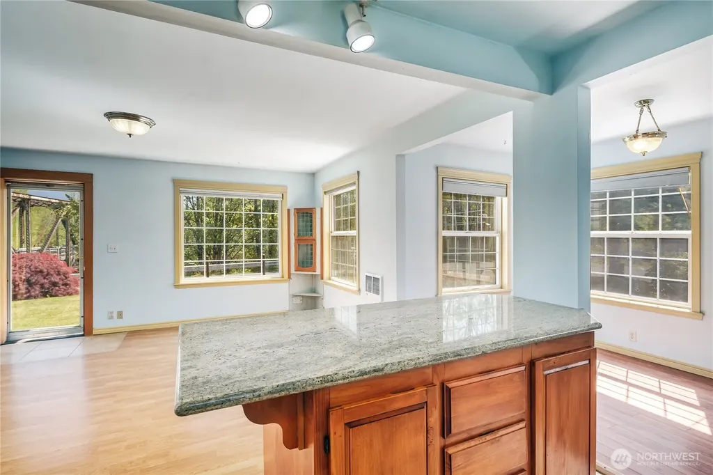 30212 Lake Cavanaugh Road Arlington WA 98223