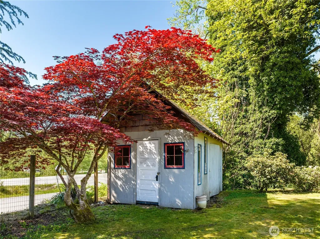 30212 Lake Cavanaugh Road Arlington WA 98223