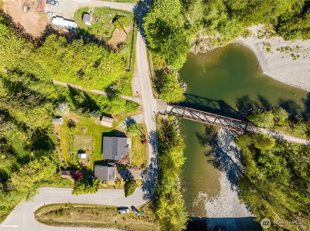 30212 Lake Cavanaugh Road Arlington WA 98223