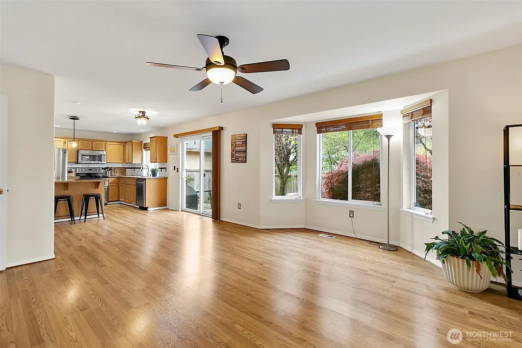 18812 93rd Avenue E Puyallup WA 98375