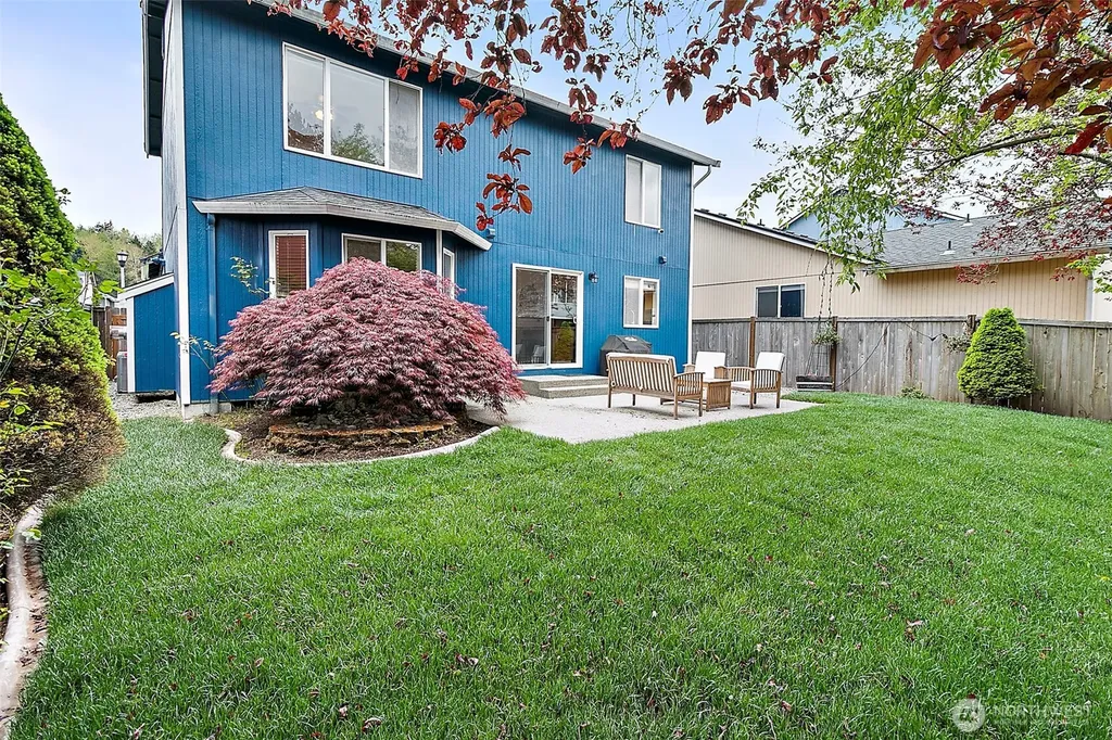 18812 93rd Avenue E Puyallup WA 98375