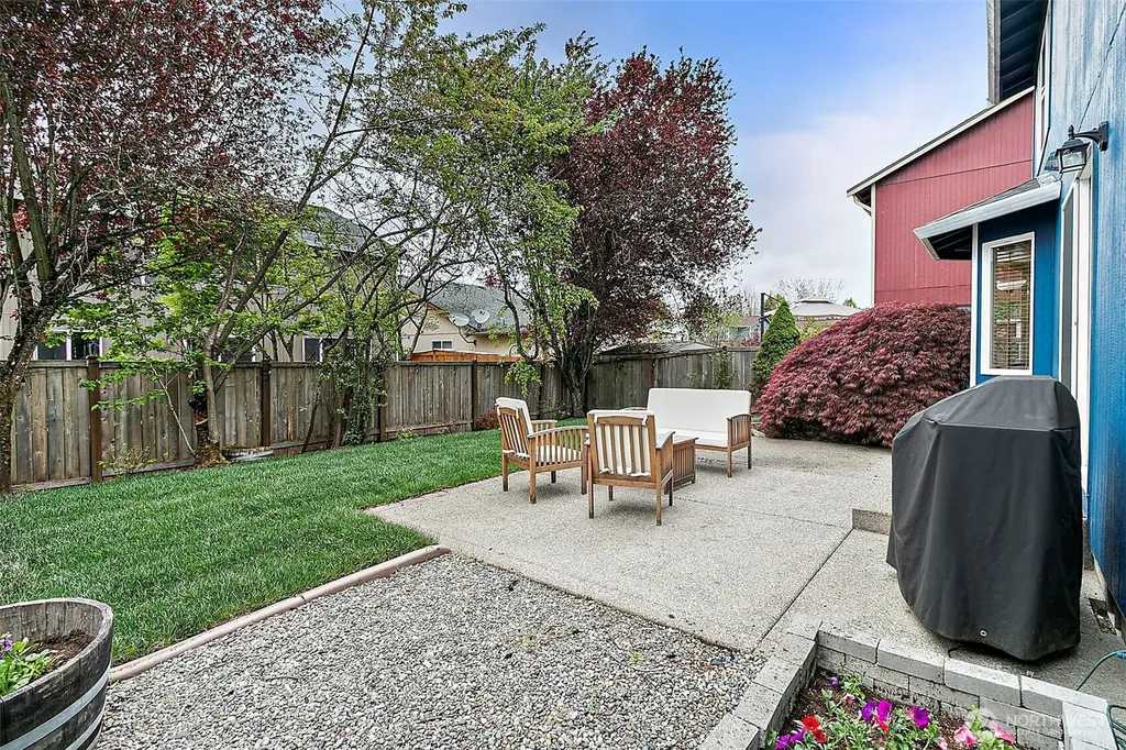 18812 93rd Avenue E Puyallup WA 98375