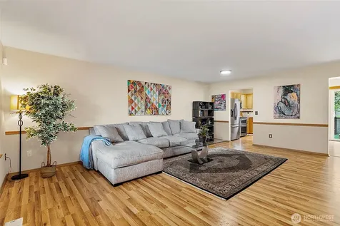 18812 93rd Avenue E Puyallup WA 98375