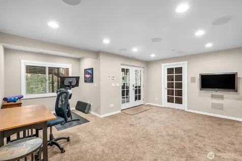 2519 239th Avenue SE Sammamish WA 98075