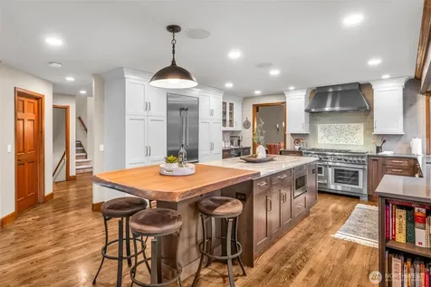 2519 239th Avenue SE Sammamish WA 98075